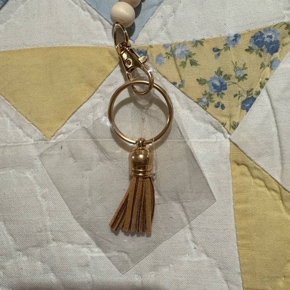 Pink and Blue Key Card Holder with Playful Bead Design - Picture 3 of 3